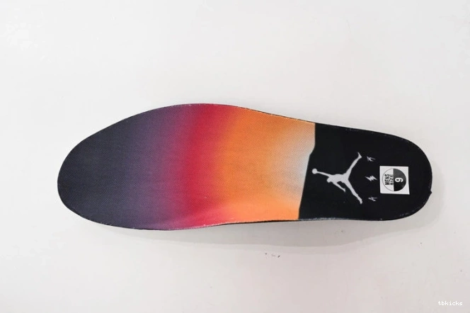 Rep TB Balvin Medellin J 3 Jordan x Sunset Air FN0344-901 0728